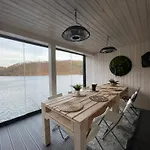 Lakeside By Bystrzyckie & Dam