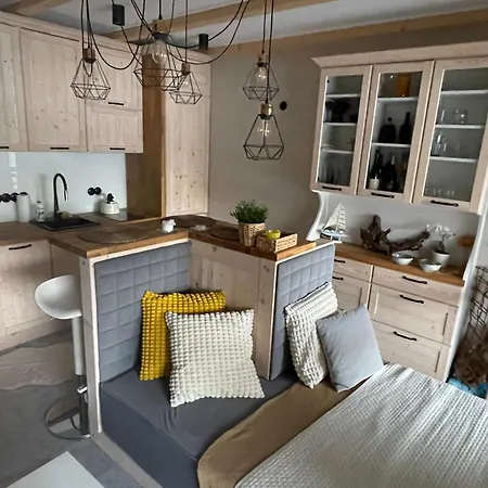 Lakeside By Bystrzyckie & Dam فيلة