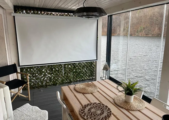 Lakeside By Bystrzyckie & Dam Загуже-Слёнске