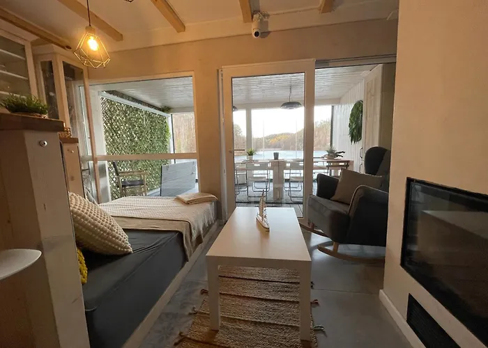 Вилла Lakeside By Bystrzyckie & Dam Загуже-Слёнске